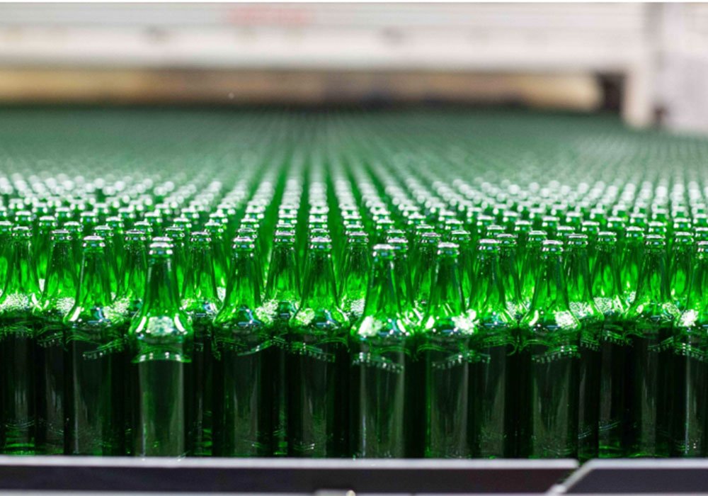 Molson Coors introduces low-carbon bottles in U.K.